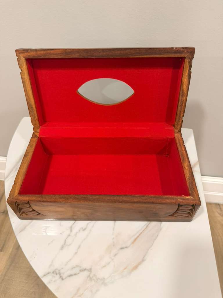 Imported Hand-Carved Naqshi Wooden Tissue Box Holder – Elegant Decorative Home Accessory