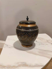 Hand-Painted Ceramic Ginger Jar with Lid – Decorative Black & Golden  Storage Jar, Traditional Art Design for Home Décor, Living Room, Kitchen or Shelf Display